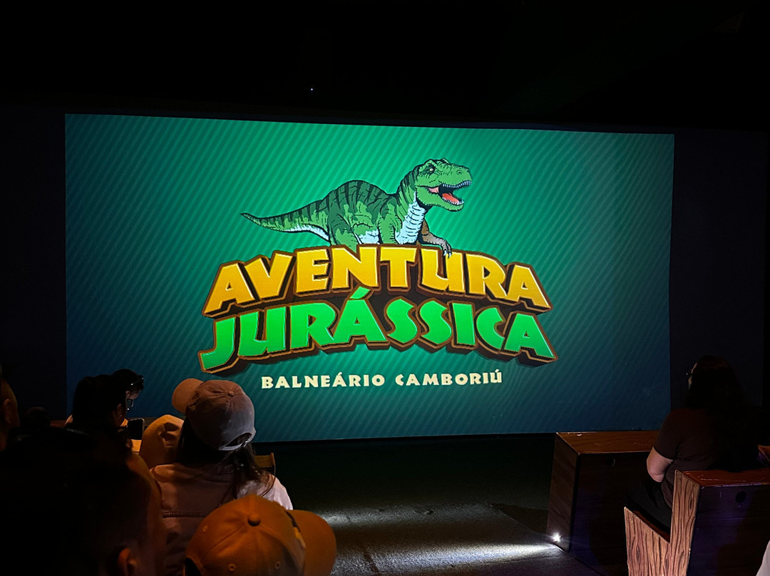 Aventura Jurássica-康泊琉海水浴场必去景点