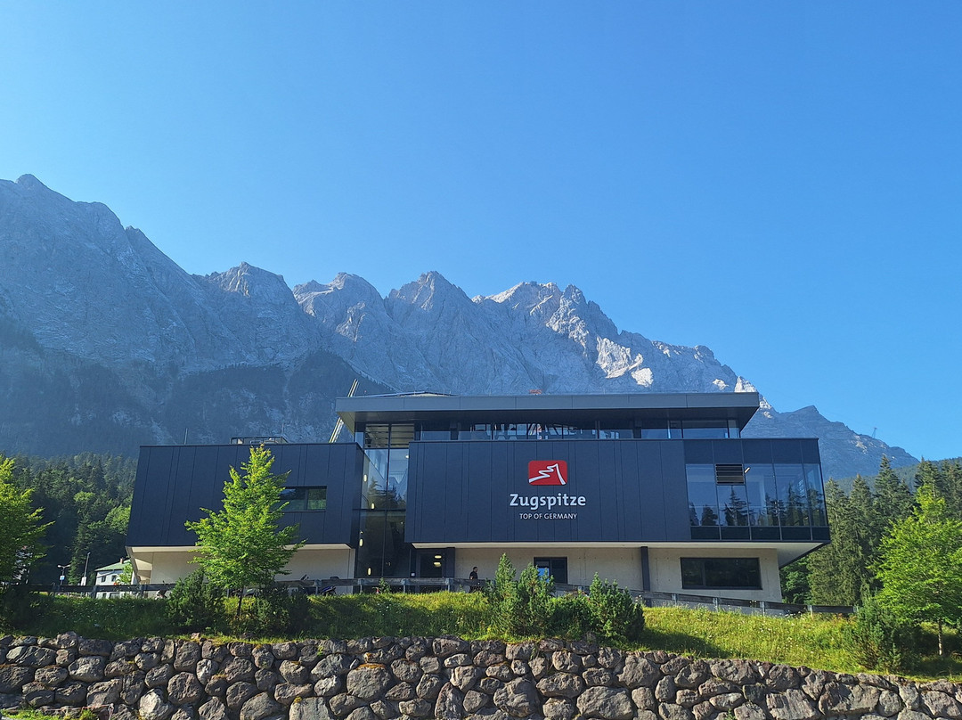 楚格峰-加米许-帕坦克辛必去景点