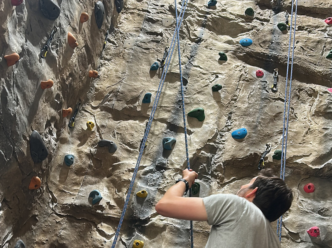 Ambleside Climbing Wall-安布赛德必去景点