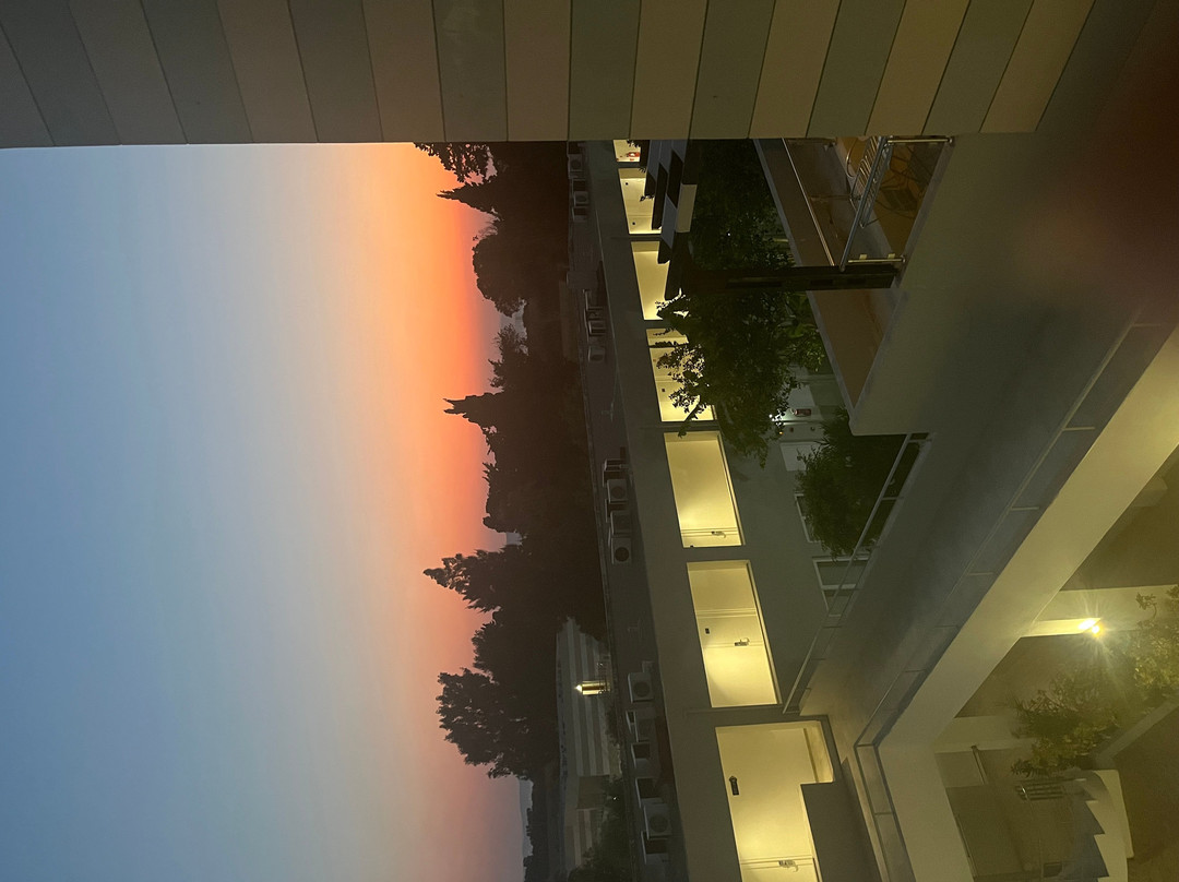 太阳宫度假Spa酒店主图