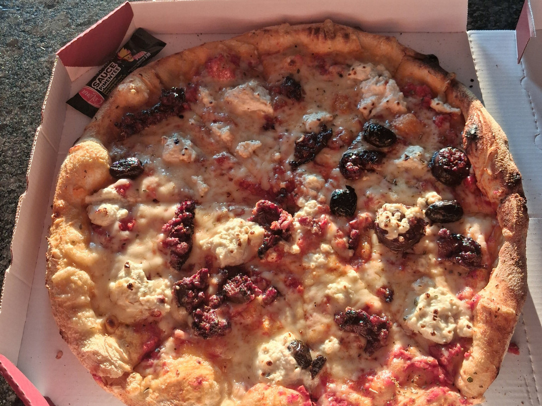 La cave a pizza