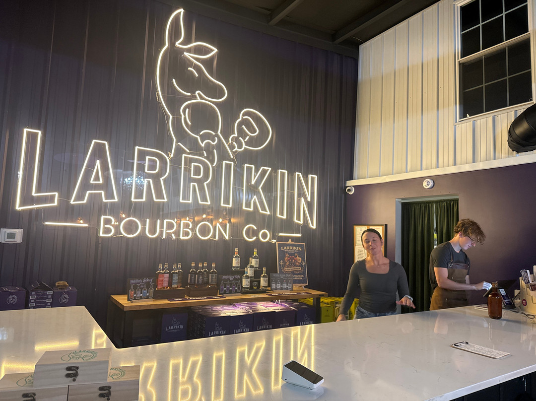 Larrikin Bourbon Company-Lawrenceburg必去景点