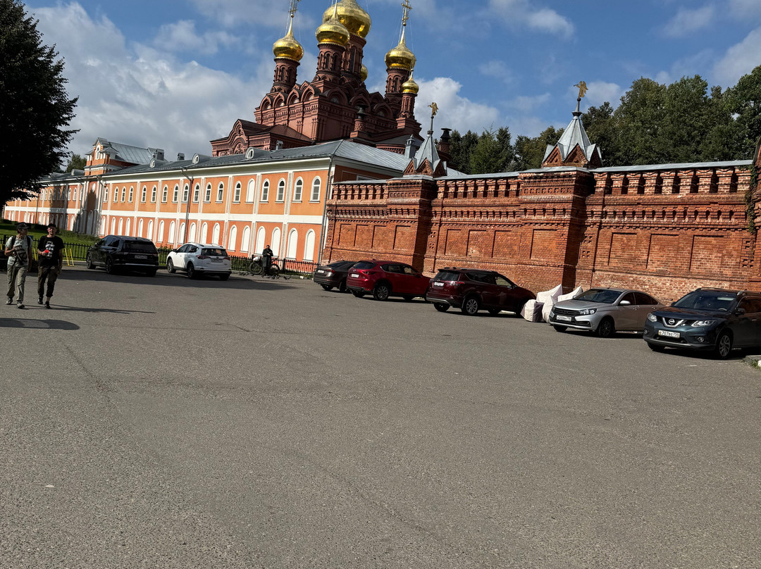 Gefsimansky Chernigovsky Skit (convent)-谢尔吉耶夫镇必去景点