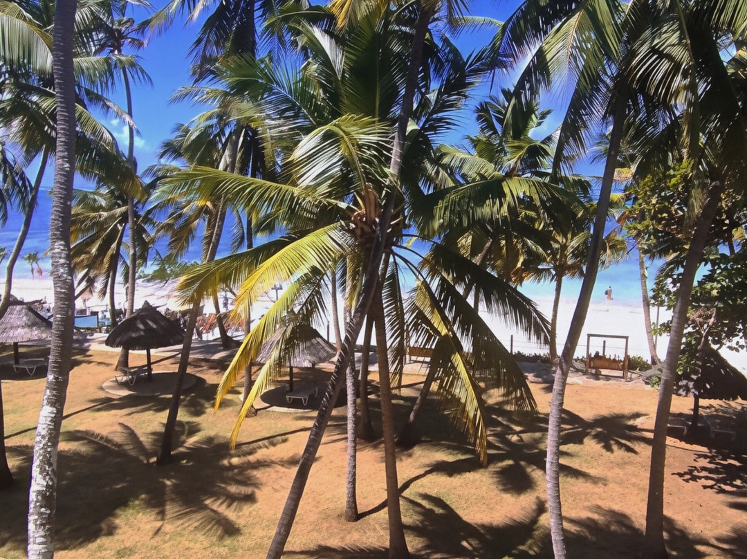 萨洛瓦史坦利白沙海滩度假村主图