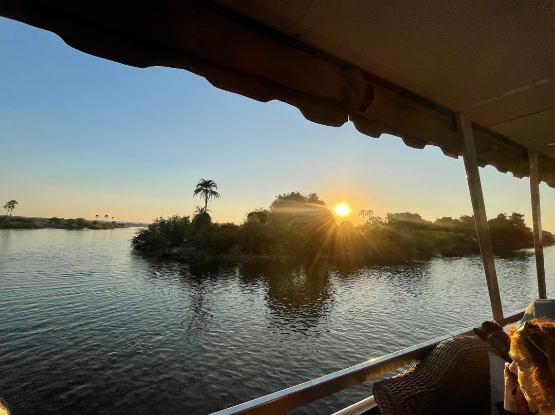 VICTORIA FALLS Zambezi River-维多利亚瀑布必去景点