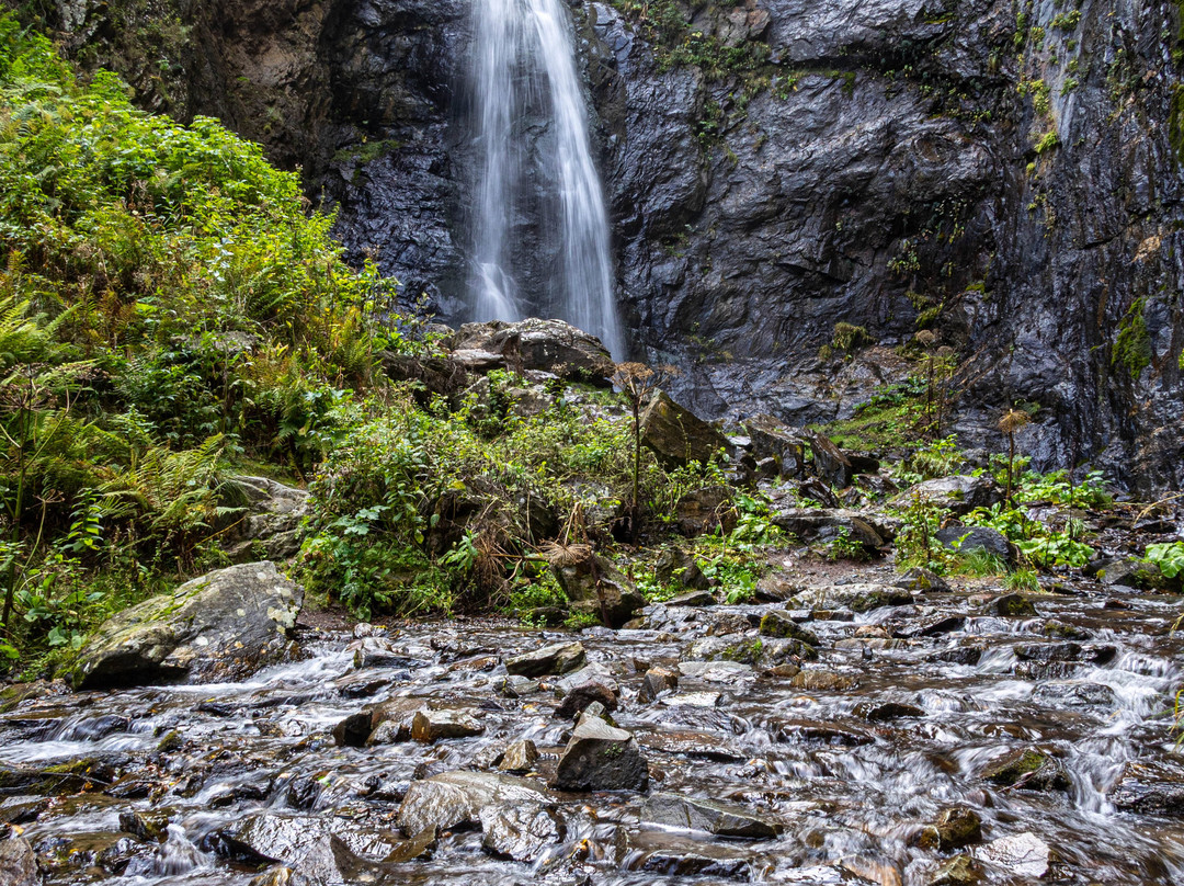 Gveleti Waterfall-Stepantsminda必去景点