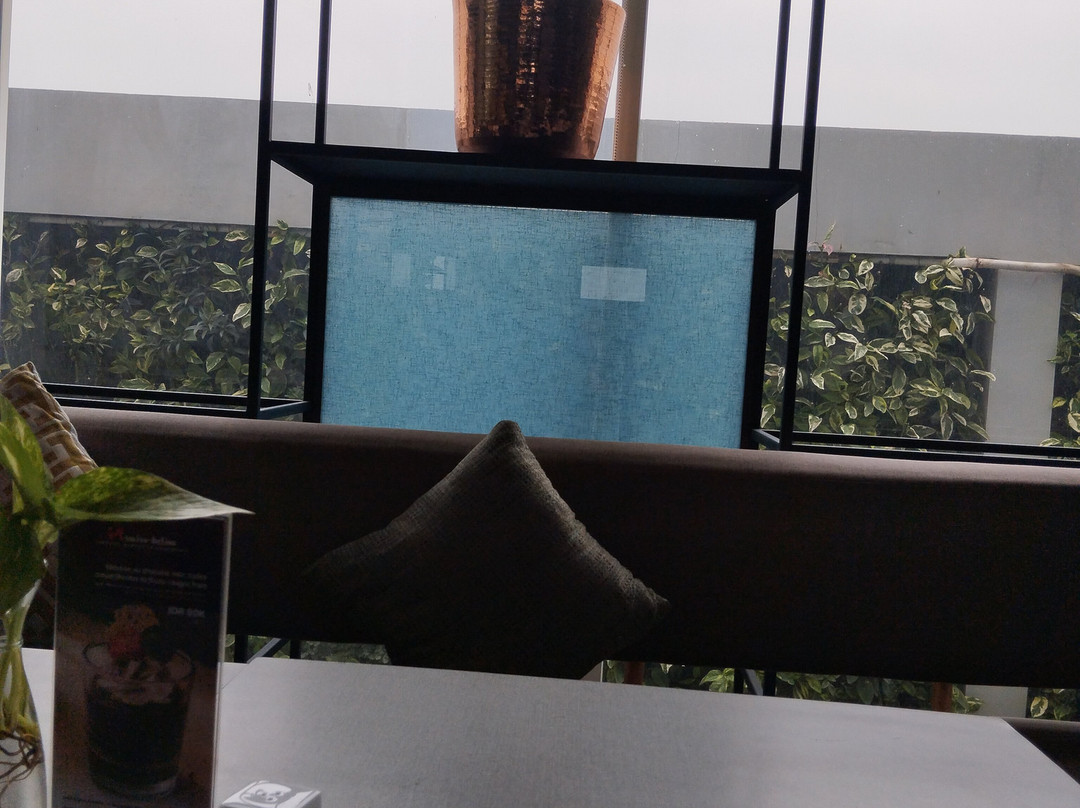 泗水机场瑞士贝尔旅店主图