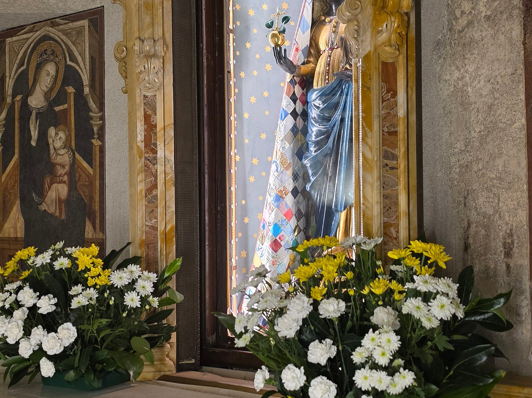 Basilica Inferiore (antica)-Oropa必去景点