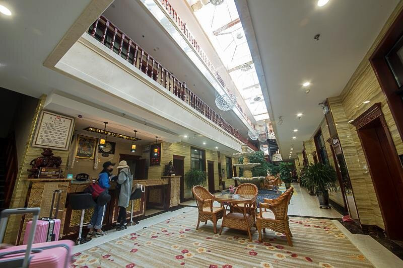 拉卜楞金轮酒店