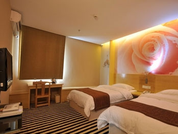 青年阳光S酒店(厦门SM广场天虹松柏店)主图