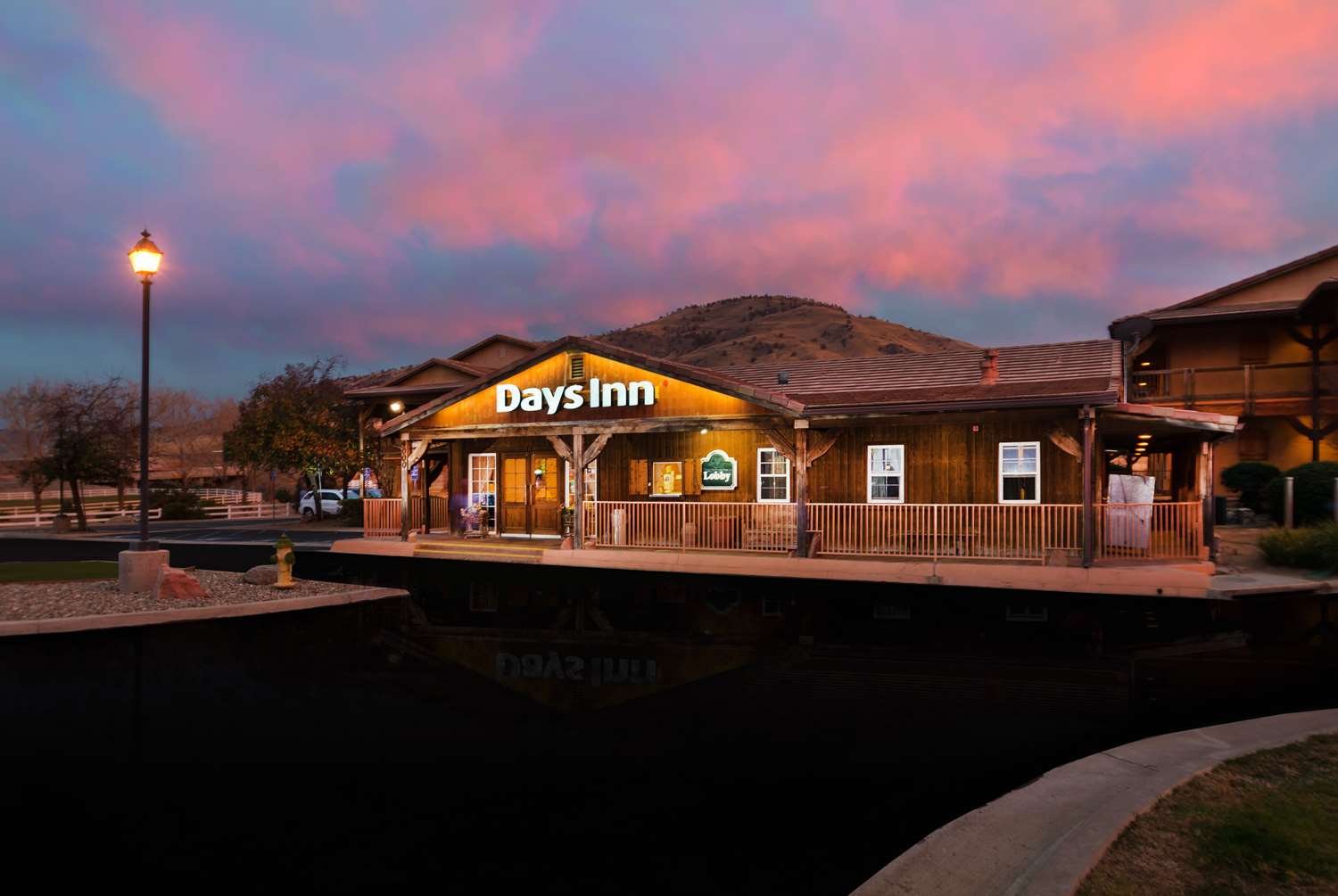 Days Inn by Wyndham Lebec-官方