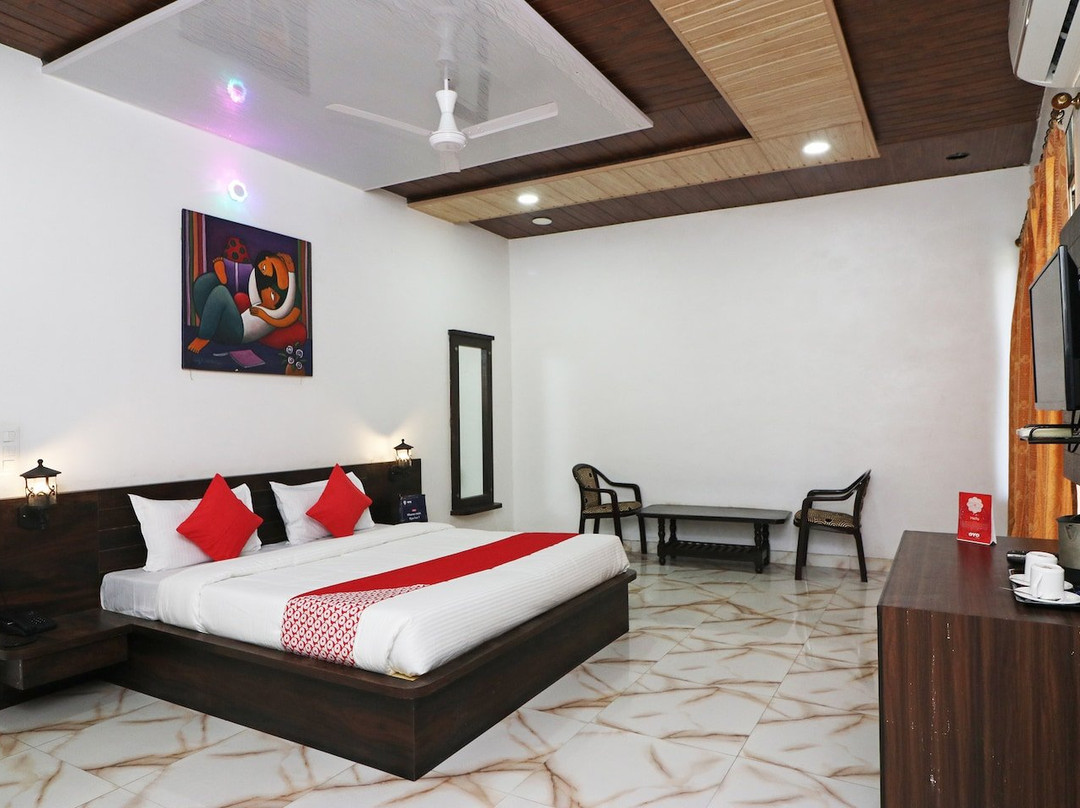 OYO Maha Nandini Resort