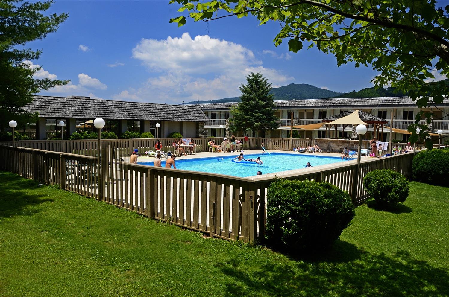 Best Western Mountain Lodge At Banner Elk-官方