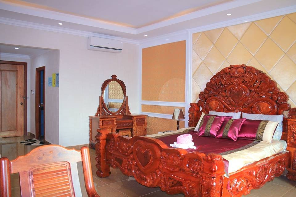 邦隆酒店住宿-Ratanak Sombath Hotel