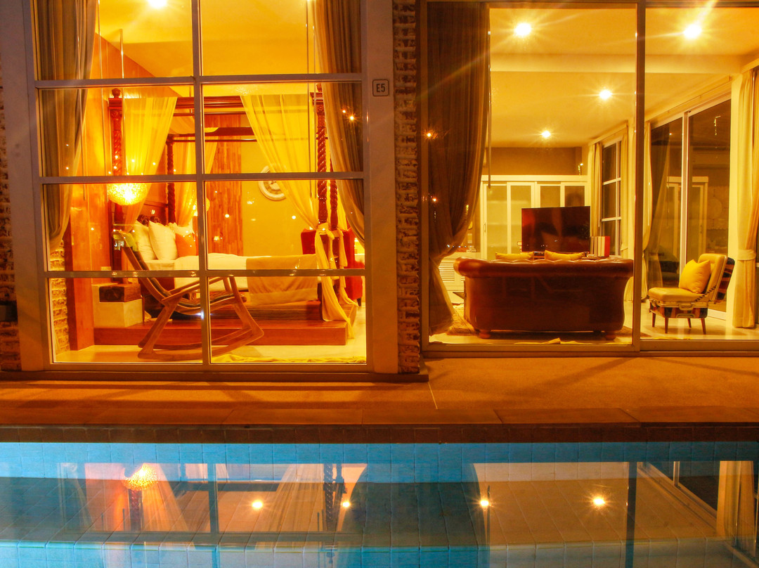 Summer Luxury Beach Resort & Spa