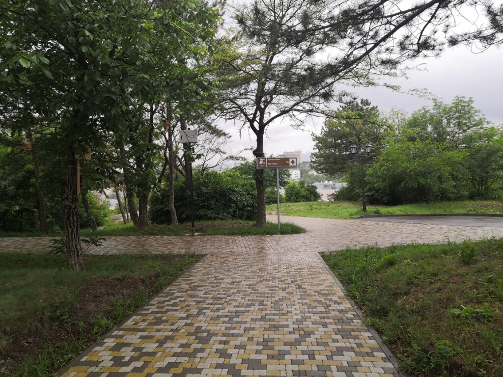 The Eagle Mounument景点图片