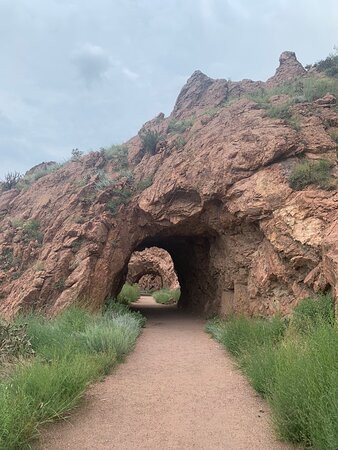 Tunnel Drive Trail Head-卡农城必去景点