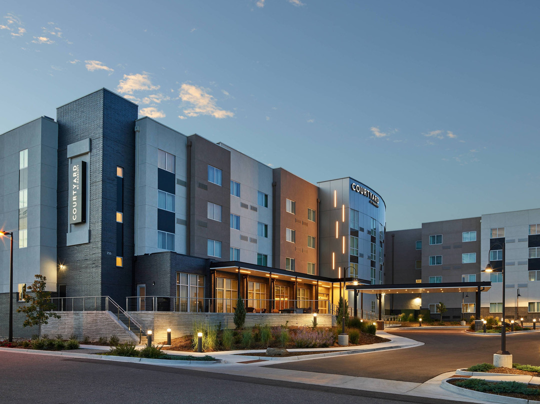 Courtyard by Marriott Denver Aurora