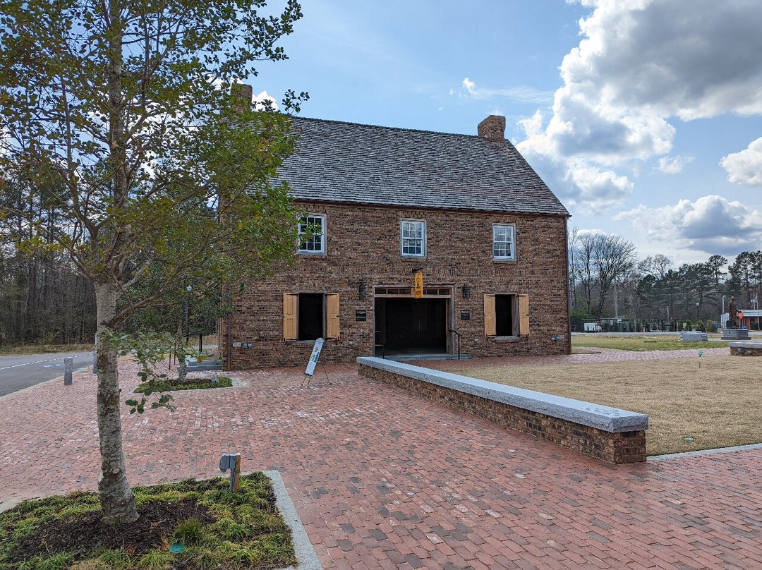 Revolutionary War Visitor Center景点图片