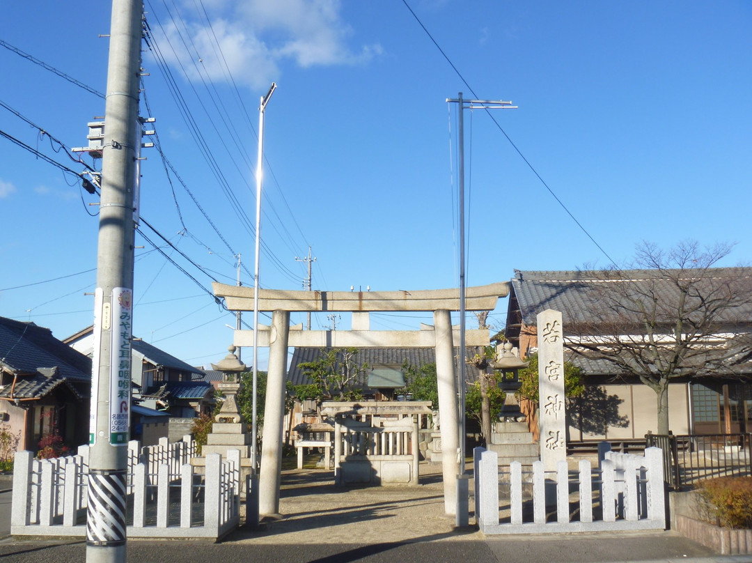 Shikata Wakamiya Shrine景点图片