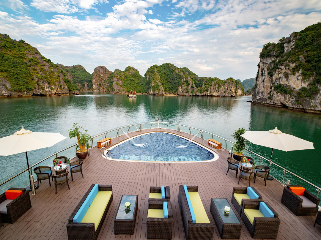 Viet Rice Fields Travel-河内必去景点