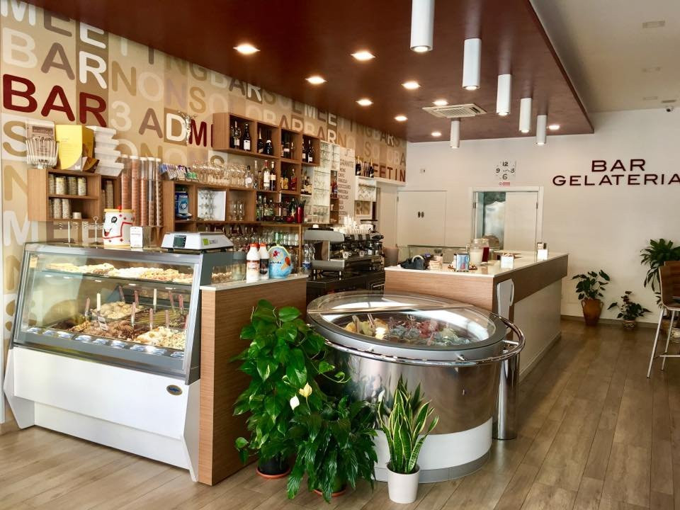 Mandanici餐馆和美食-Meeting Bar