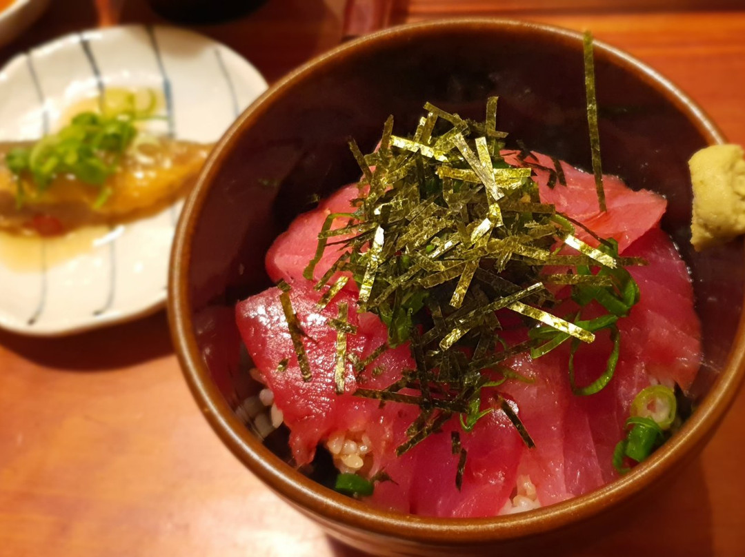 あだち