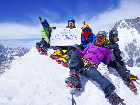 View Nepal Treks & Expedition-加德满都必去景点