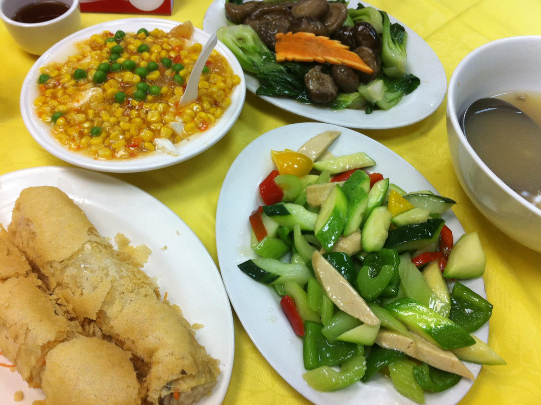 宝莲禅寺斋堂主图