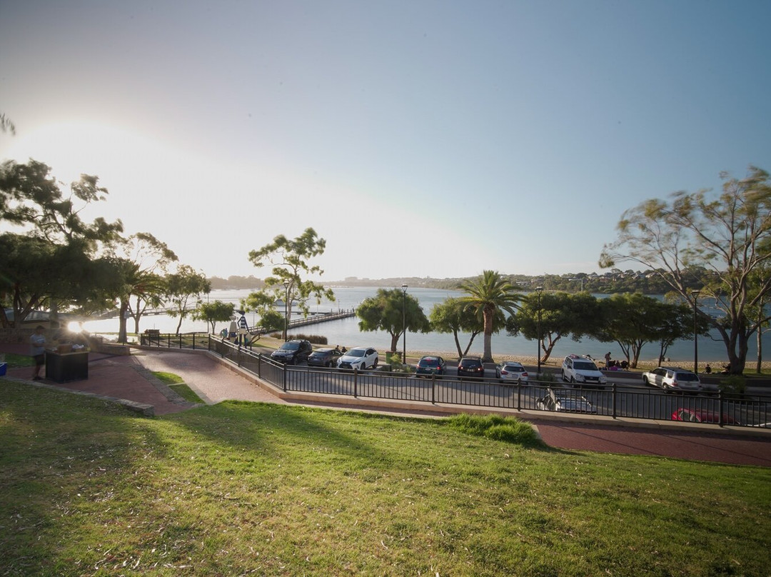 Bicton Baths  Reserve景点图片