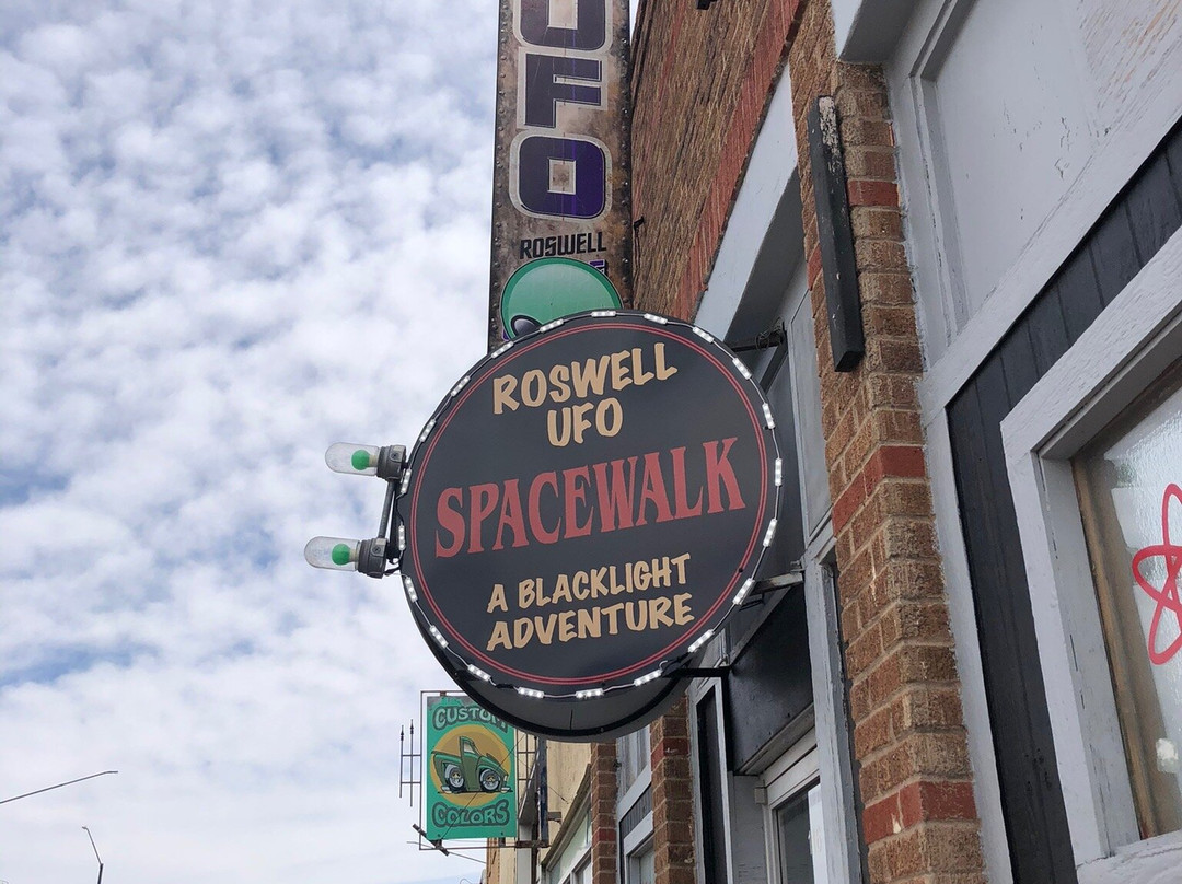 Roswell UFO Spacewalk景点图片