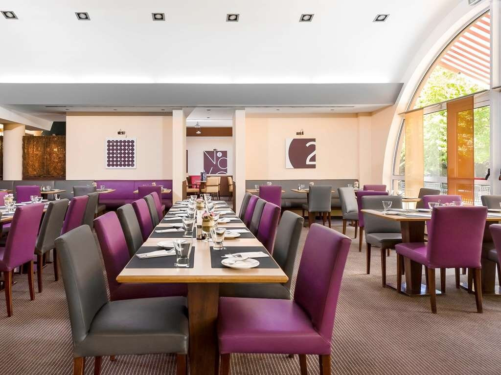 Castrum Hotel Szekesfehervar主图