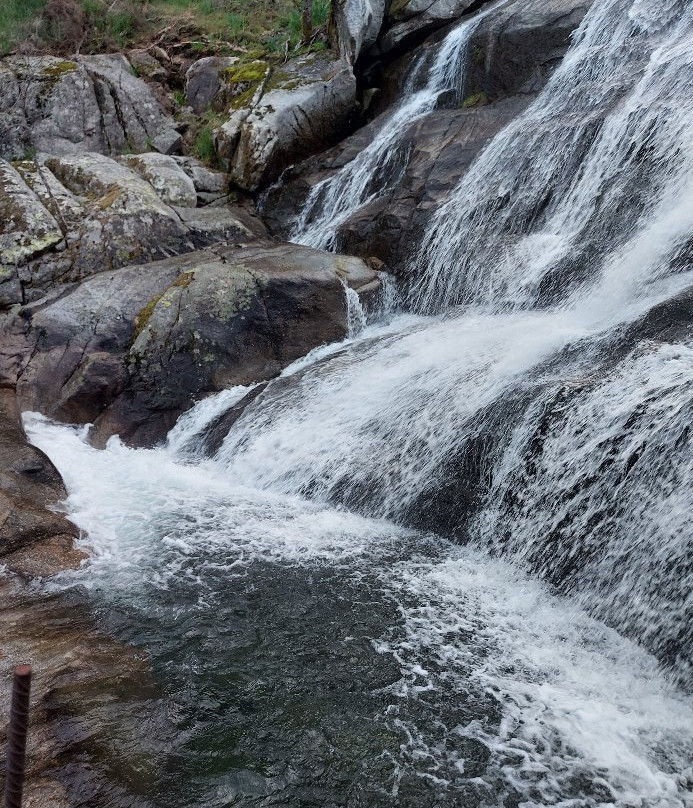 Cascada Caozo景点图片