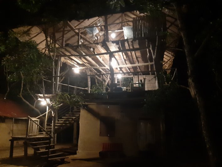 萨拉伊村酒店主图