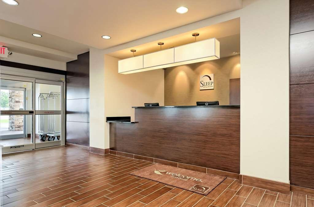 Sleep Inn & Suites主图