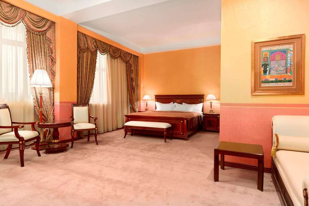 Ramada Plaza by Wyndham Gence主图