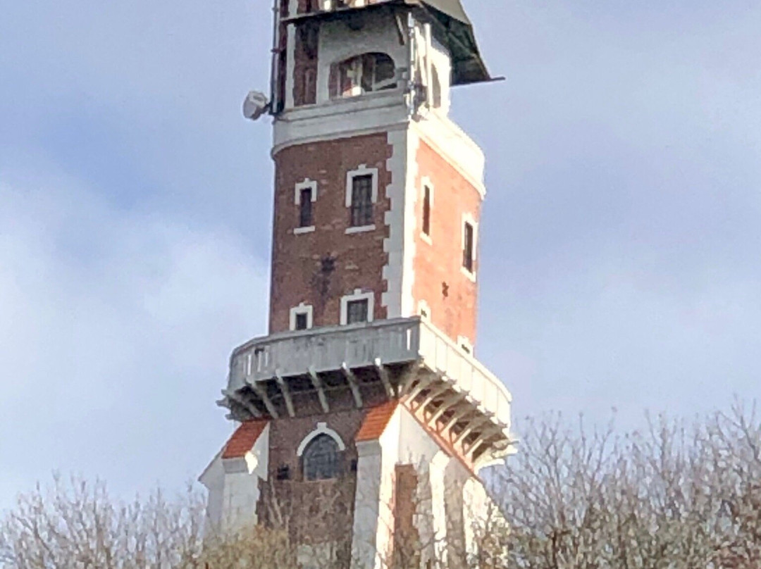 Blsany旅游景点-Schillero's lookout tower