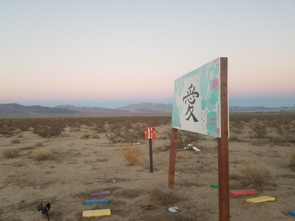 Love Signs-二十九棕榈村必去景点