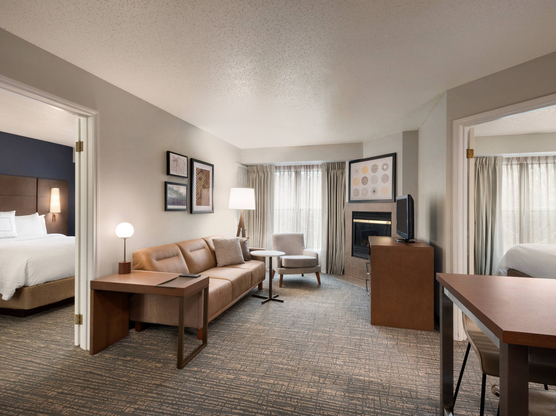 Residence Inn West Springfield主图