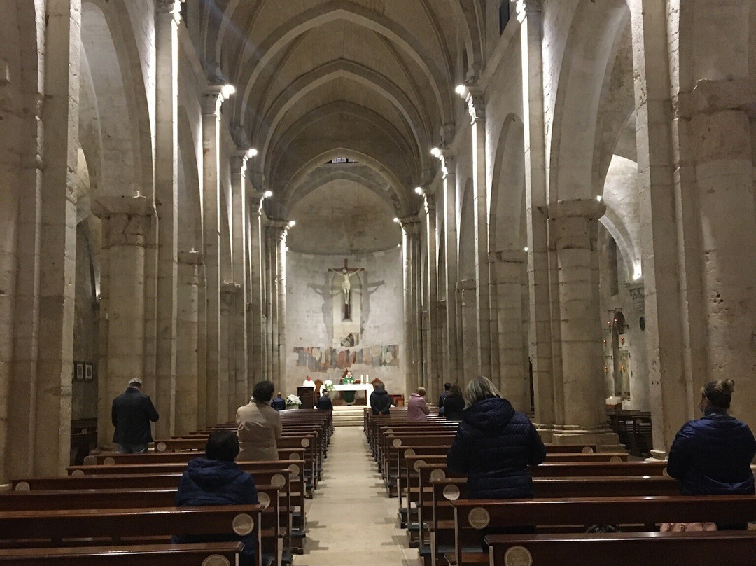 Basilica del Santo Sepolcro-Barletta必去景点