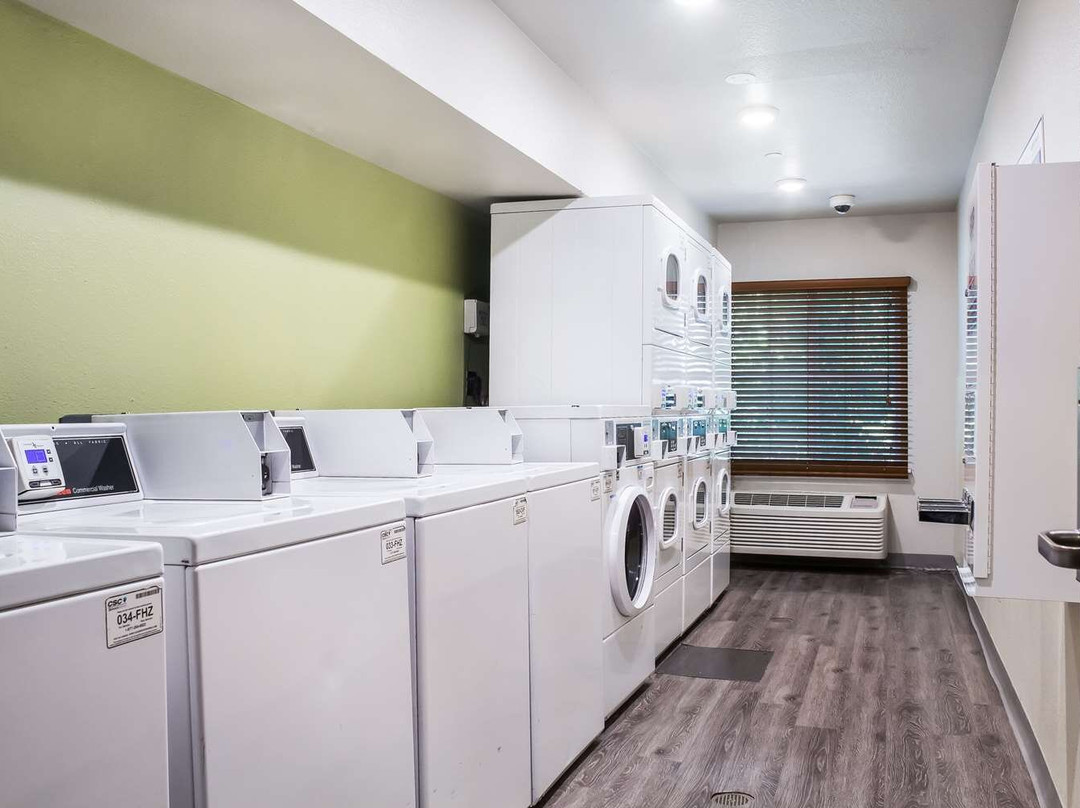 WoodSpring Suites Houston La Porte主图