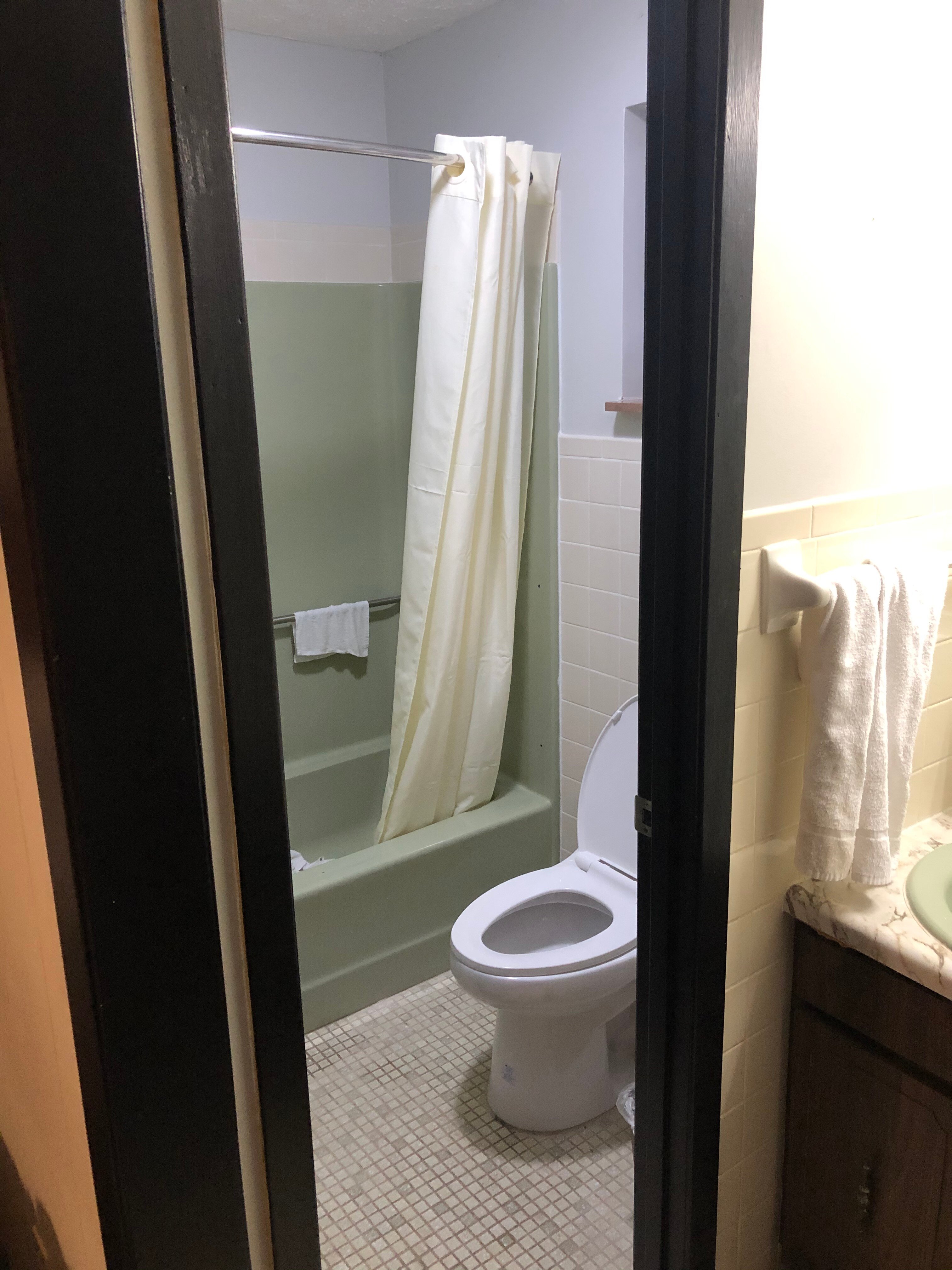 Townsend River Breeze Inn-浴室