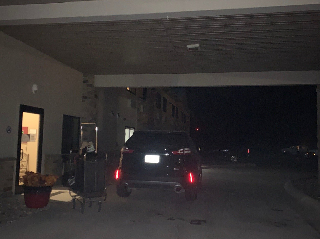 Cobblestone Inn & Suites - Denison | Oak Ridge主图