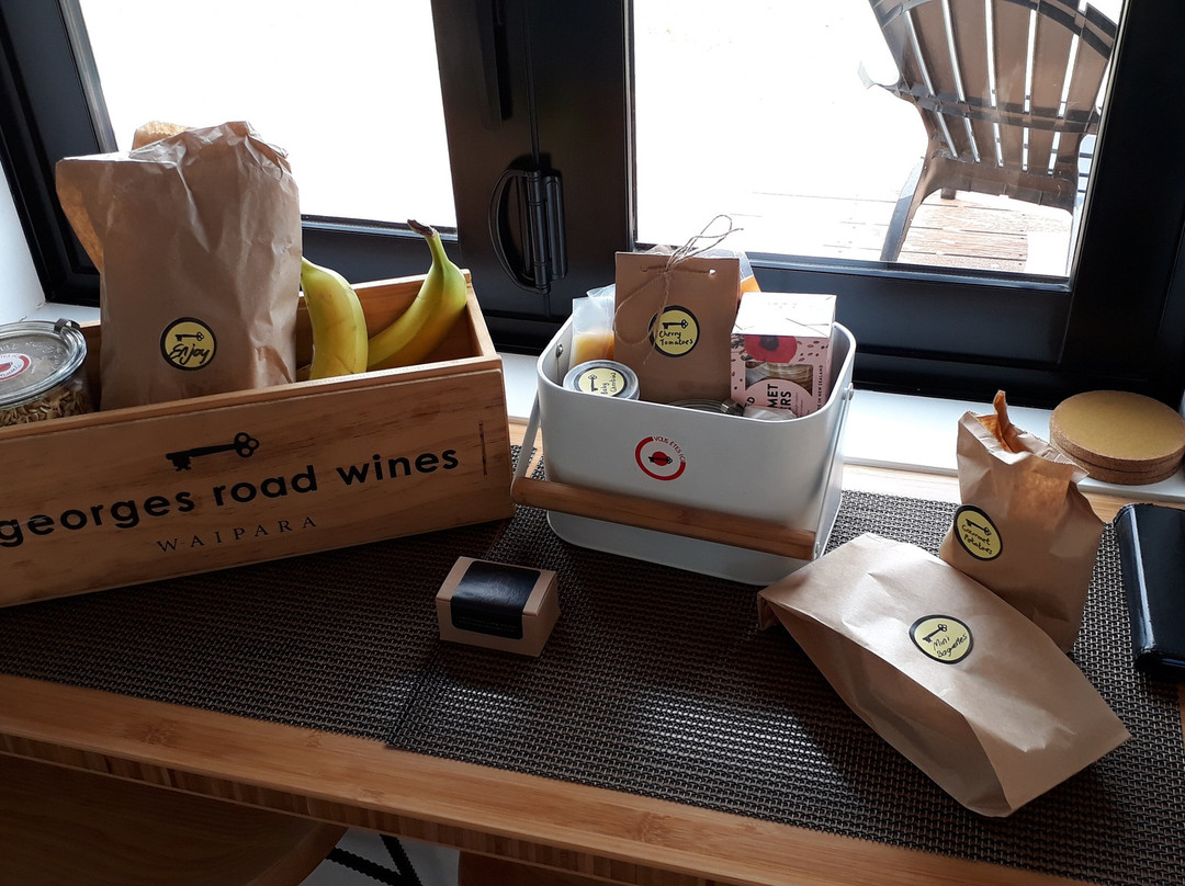Georges Road Wines景点图片
