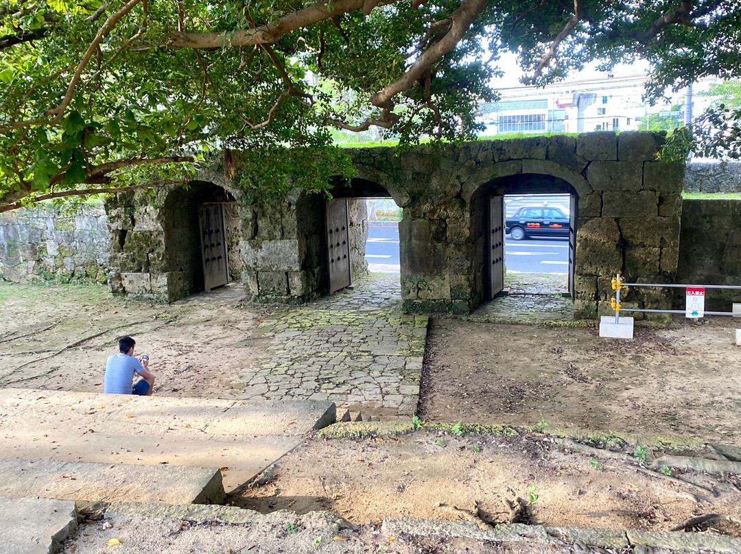 Stone gate, Old Sogenji Temple-那霸市必去景点