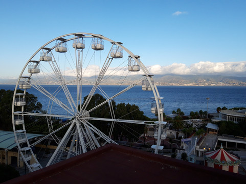 怡东大酒店主图