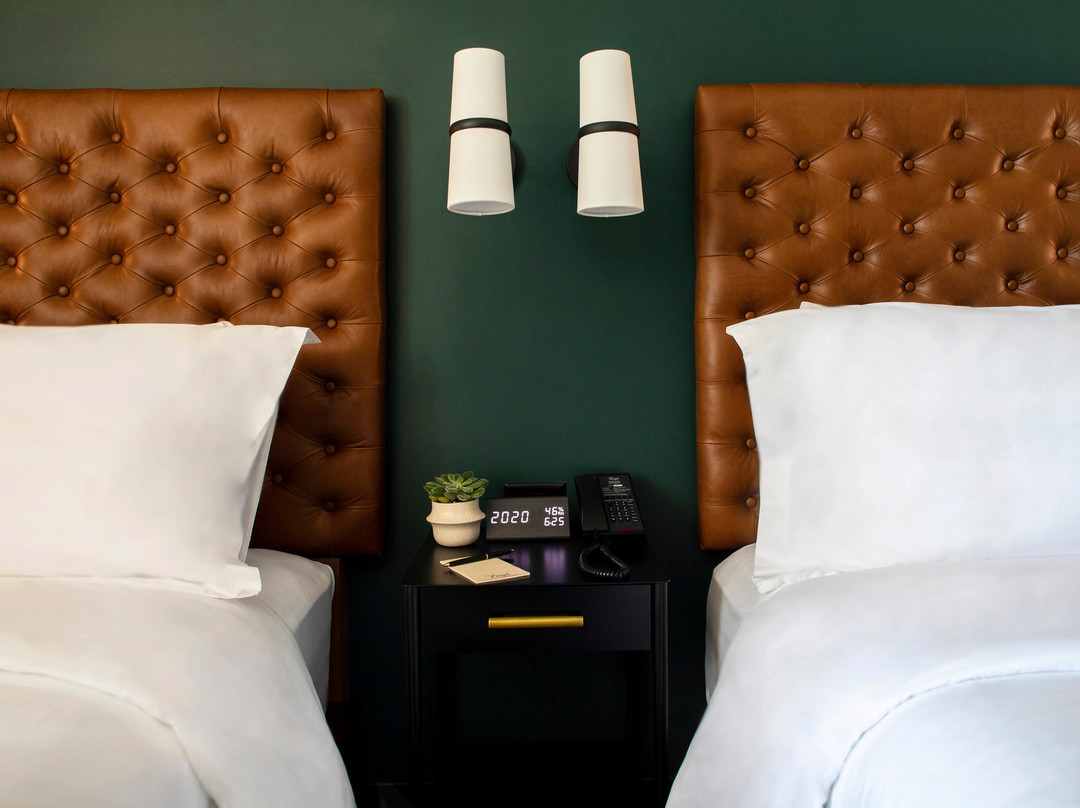 The Lloyd Stamford, Tapestry Collection by Hilton主图