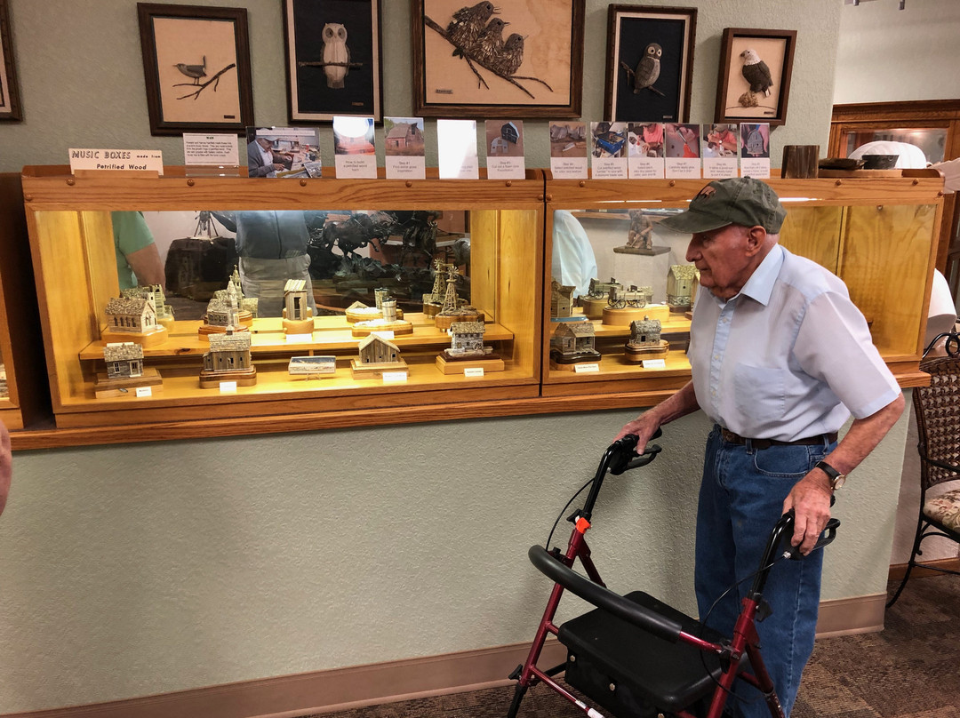 Petrified Wood Gallery-Ogallala必去景点