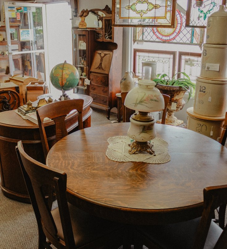 Bargain John's Antiques景点图片