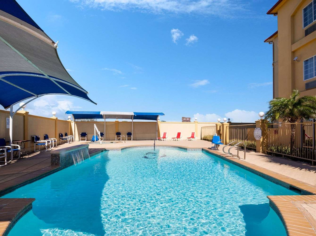 La Quinta Inn & Suites by Wyndham Raymondville主图